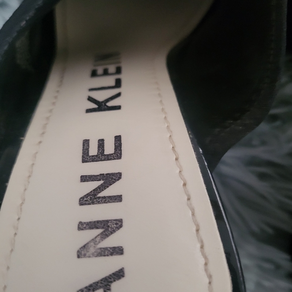 Ankle Klein black mule sandals with block heel. Size 6 - Picture 3 of 7